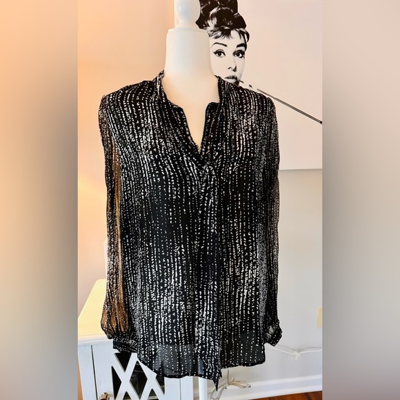 7 For All Mankind Black and White Shirt - Picture 1 of 9
